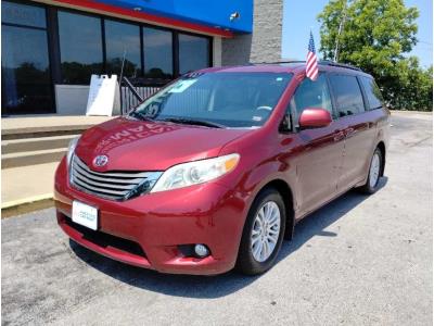 2011 Toyota Sienna