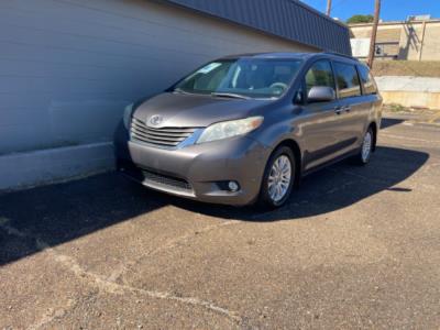 2011 Toyota Sienna