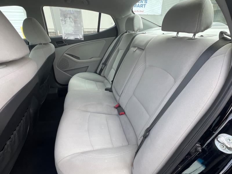 2015 Kia Optima LX's photo