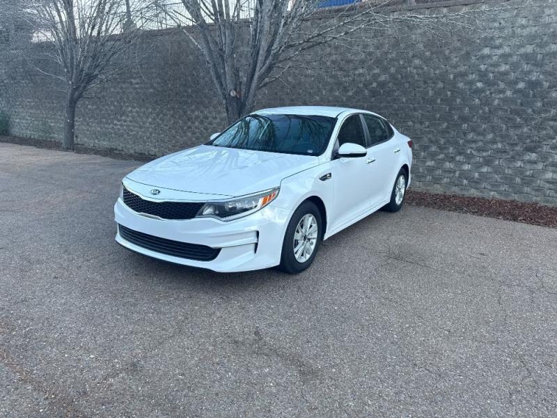 2016 Kia Optima LX's photo