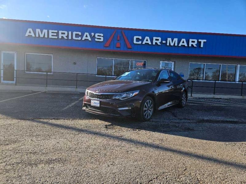 2019 Kia Optima LX's photo