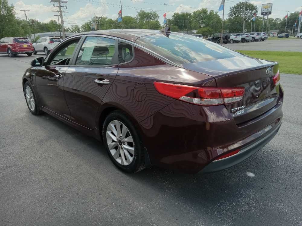 KIA OPTIMA LX; S