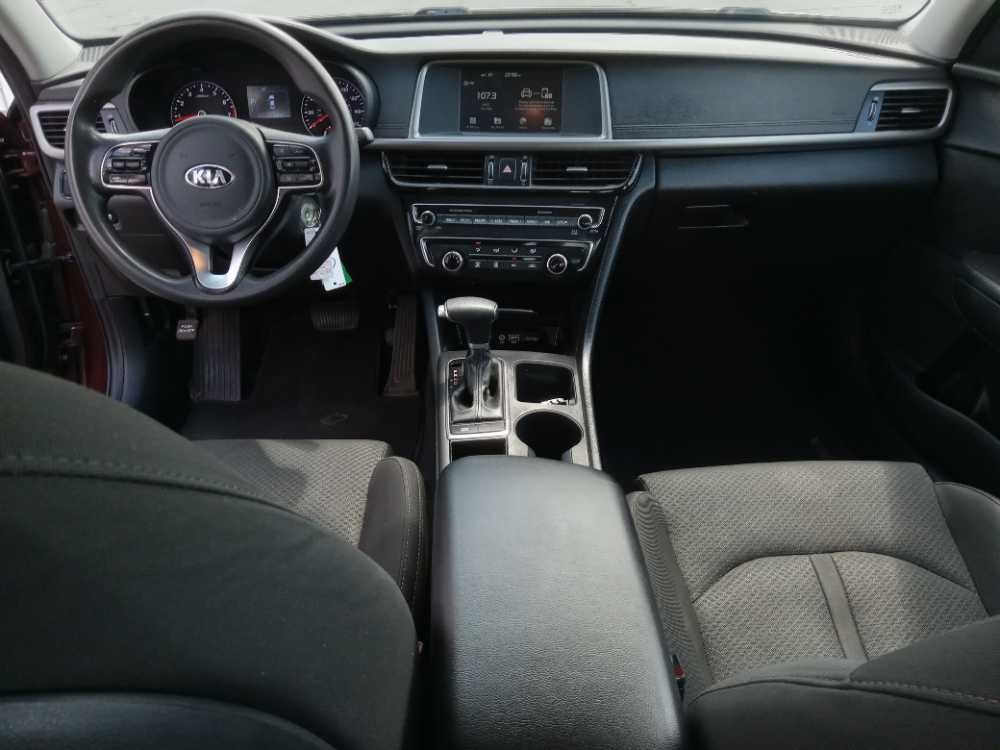 KIA OPTIMA LX; S