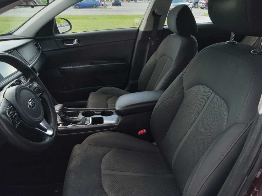 KIA OPTIMA LX; S