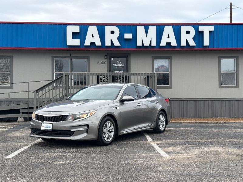 2017 Kia Optima LX's photo