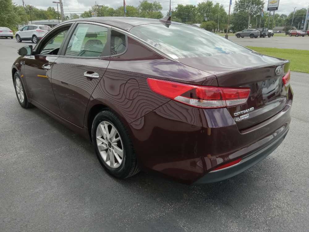 KIA OPTIMA LX; S