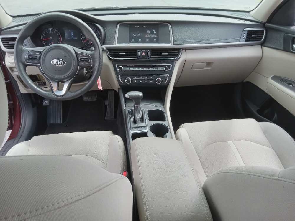 KIA OPTIMA LX; S