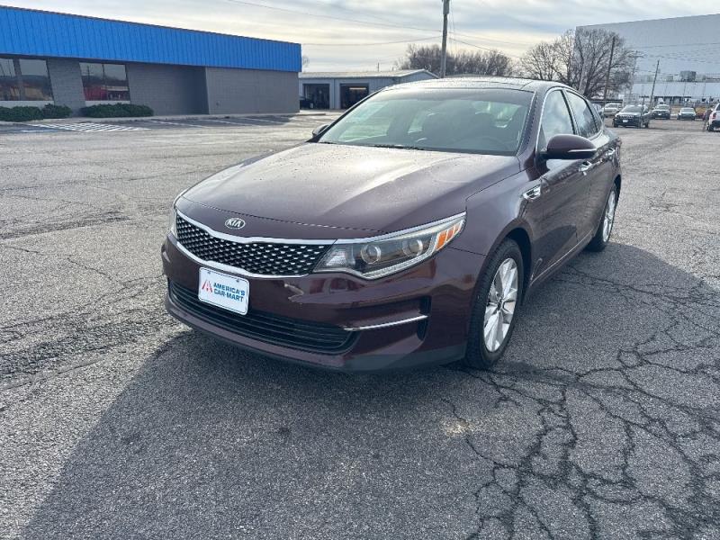 2017 Kia Optima EX's photo