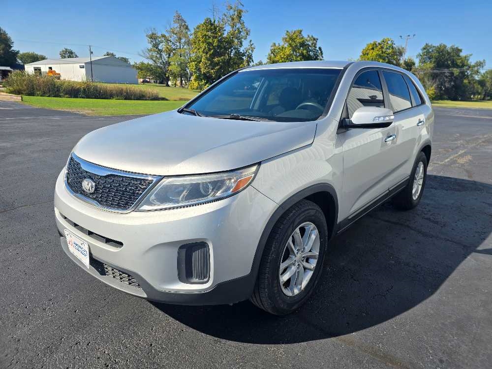2014 KIA SORENTO LX