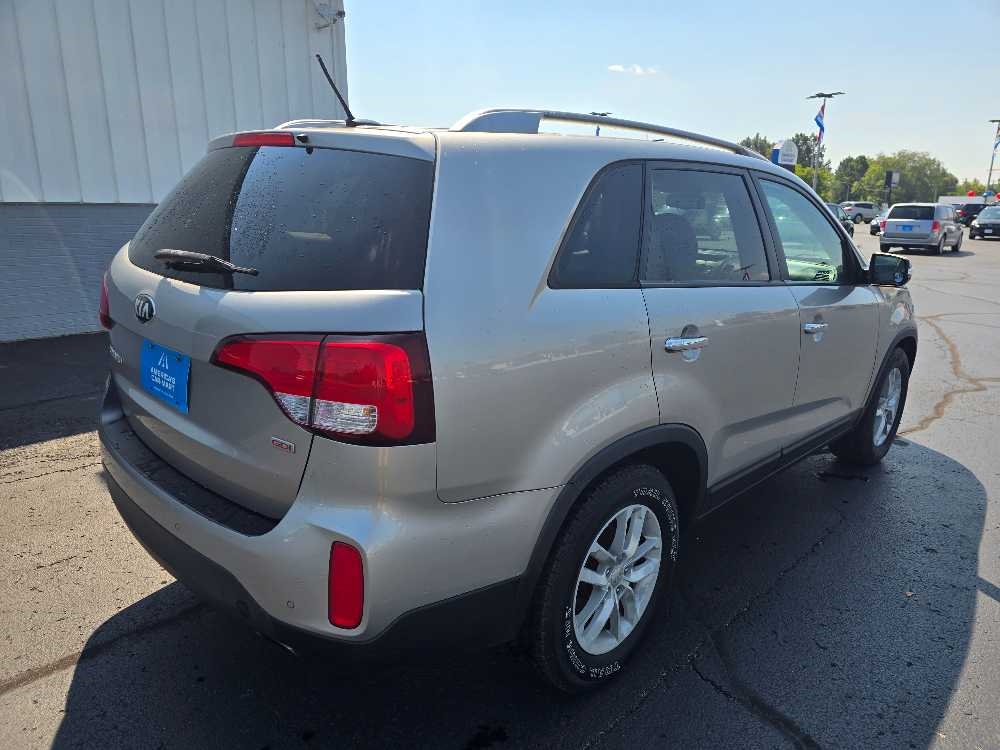 KIA SORENTO LX