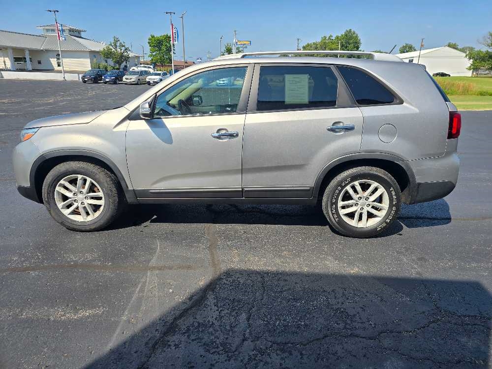 KIA SORENTO LX