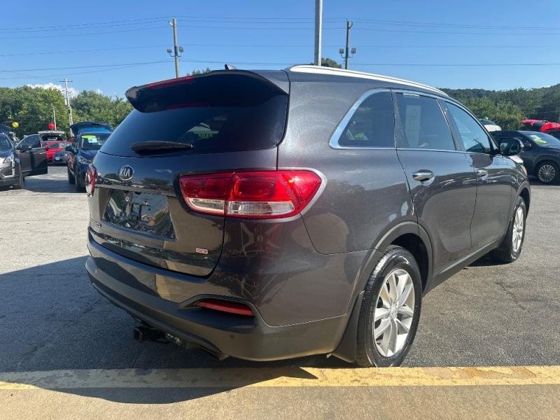Image of 2018 Kia Sorento LX