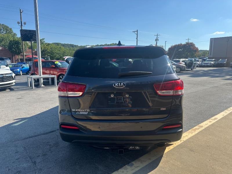 Image of 2018 Kia Sorento LX