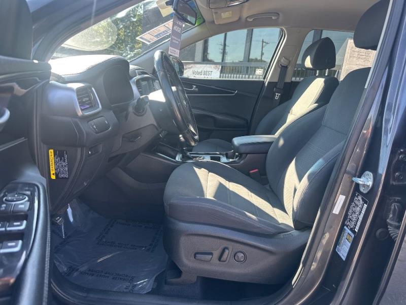 Image of 2018 Kia Sorento LX