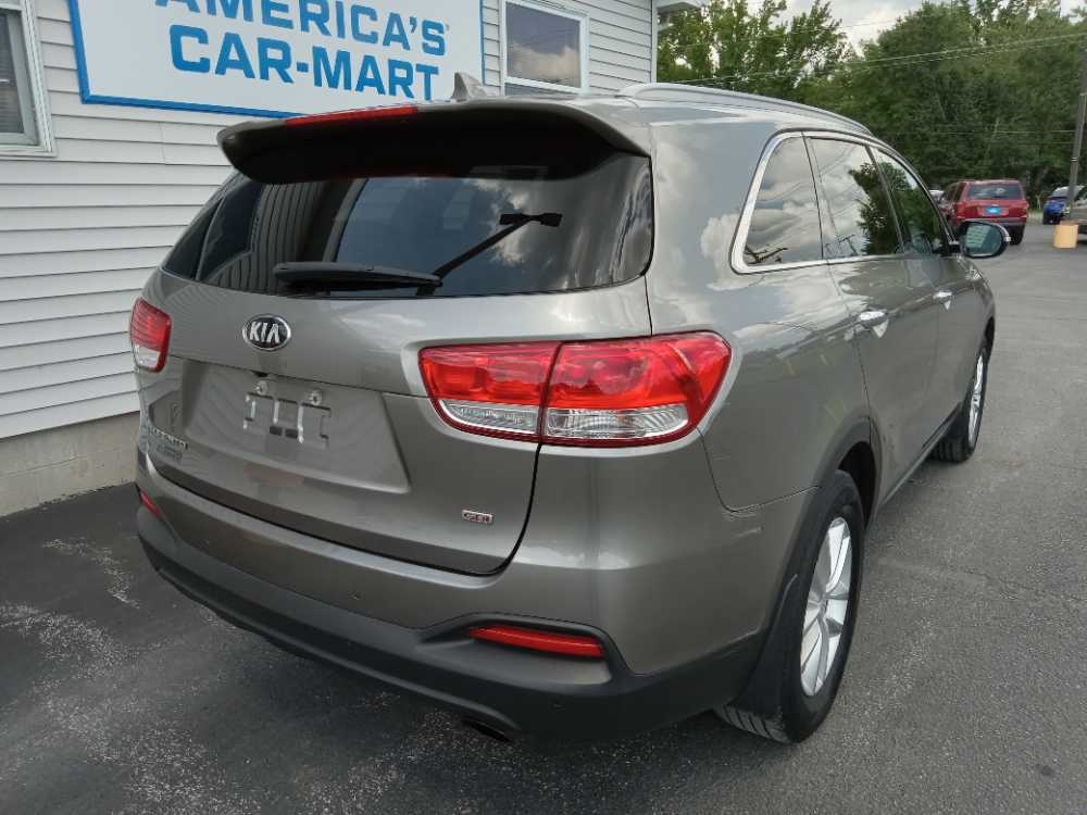 KIA SORENTO LX; L