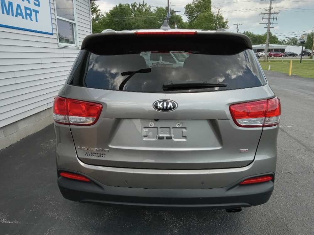 KIA SORENTO LX; L