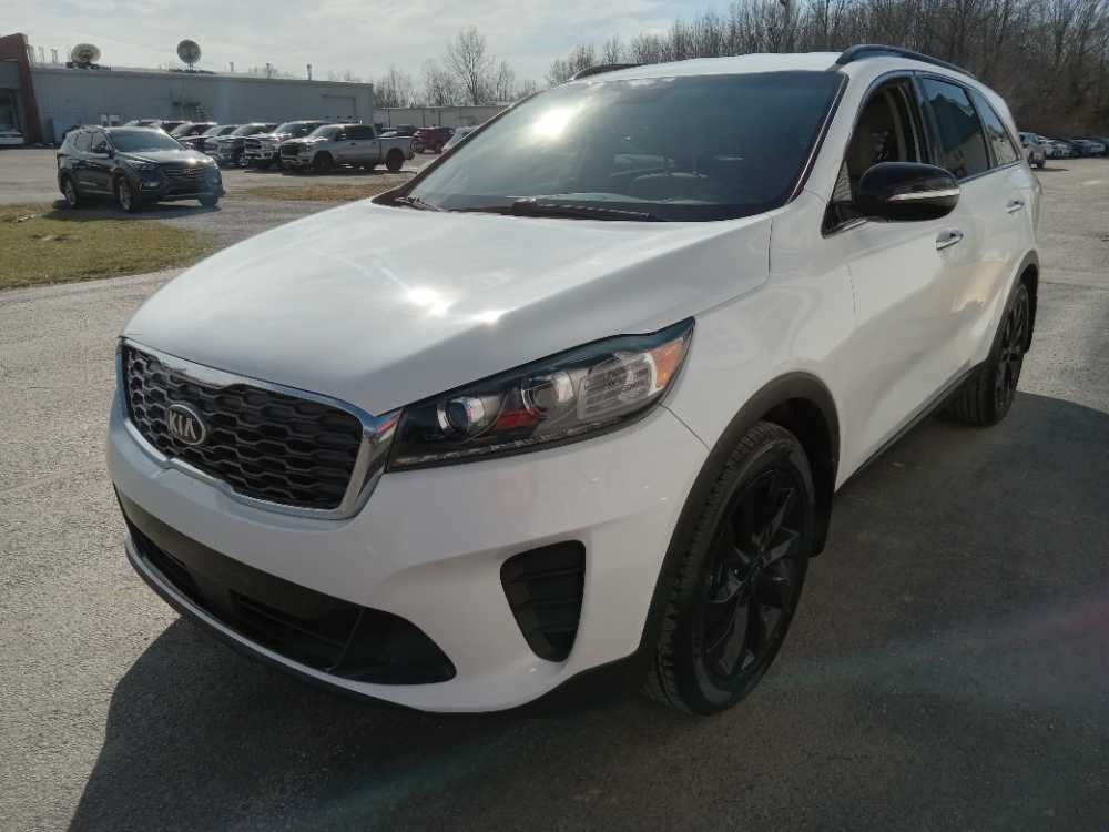 2020 KIA SORENTO LX; L