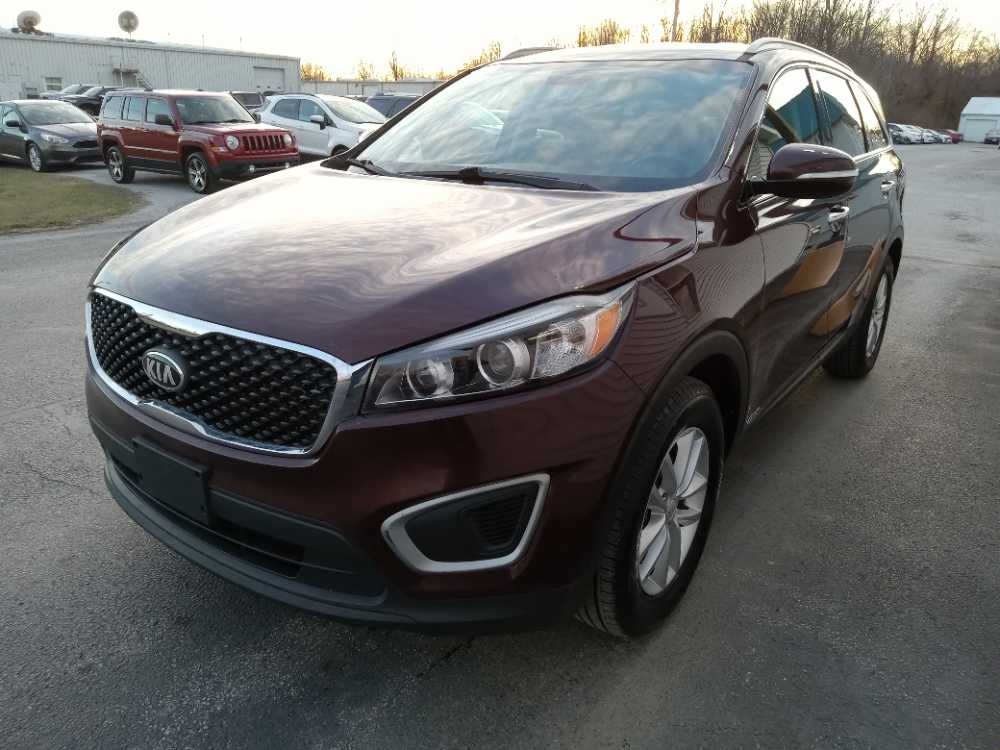 2018 KIA SORENTO LX; L