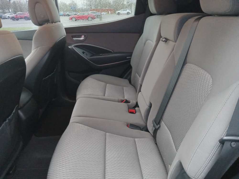 HYUNDAI SANTA FE SPORT BASE