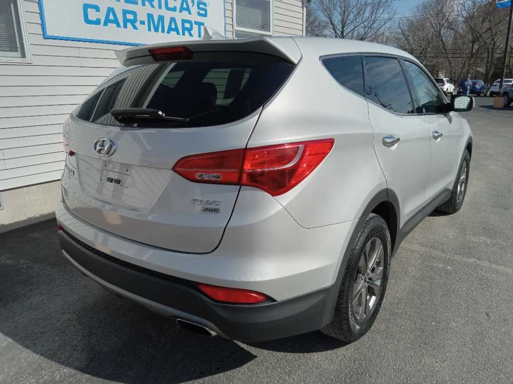 HYUNDAI SANTA FE SPORT BASE