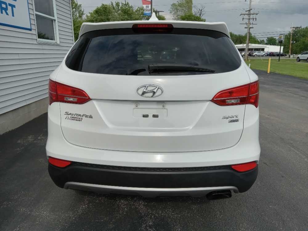 HYUNDAI SANTA FE SPORT BASE