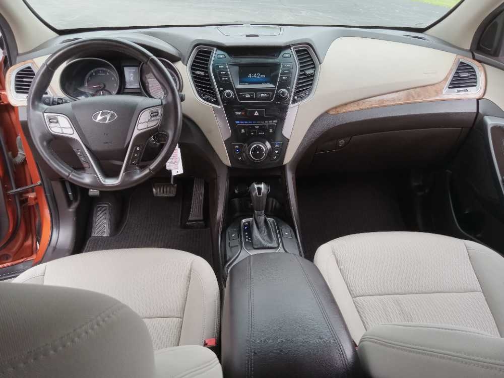 HYUNDAI SANTA FE SPORT BASE