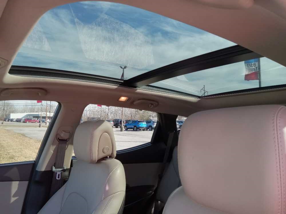 HYUNDAI SANTA FE SPORT BASE