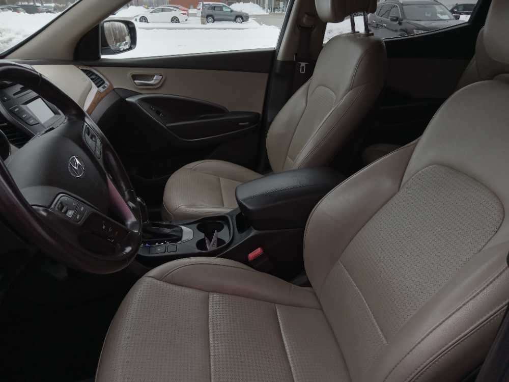 HYUNDAI SANTA FE SPORT 2.0T