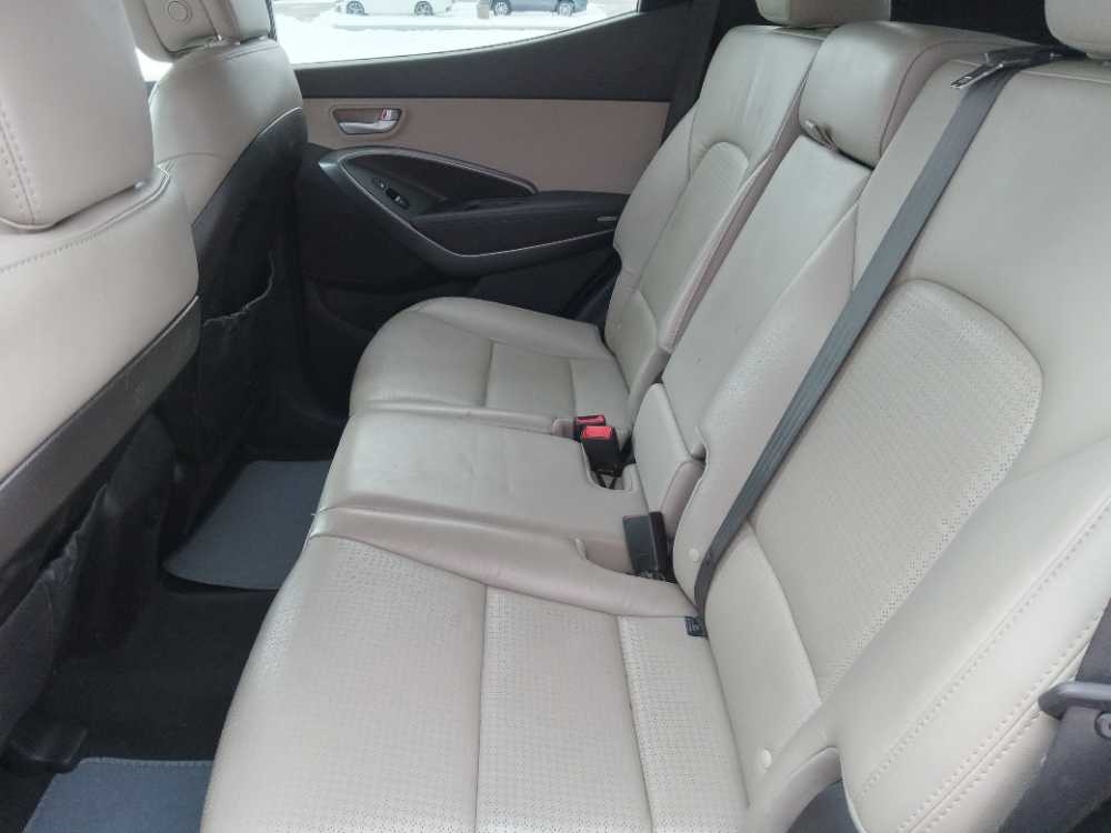 HYUNDAI SANTA FE SPORT 2.0T