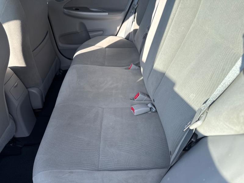 2012 Toyota Corolla LE's photo