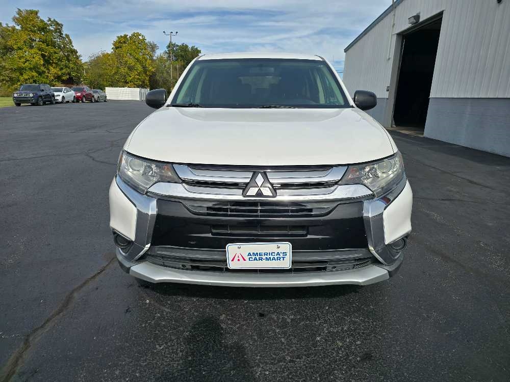 MITSUBISHI OUTLANDER ES