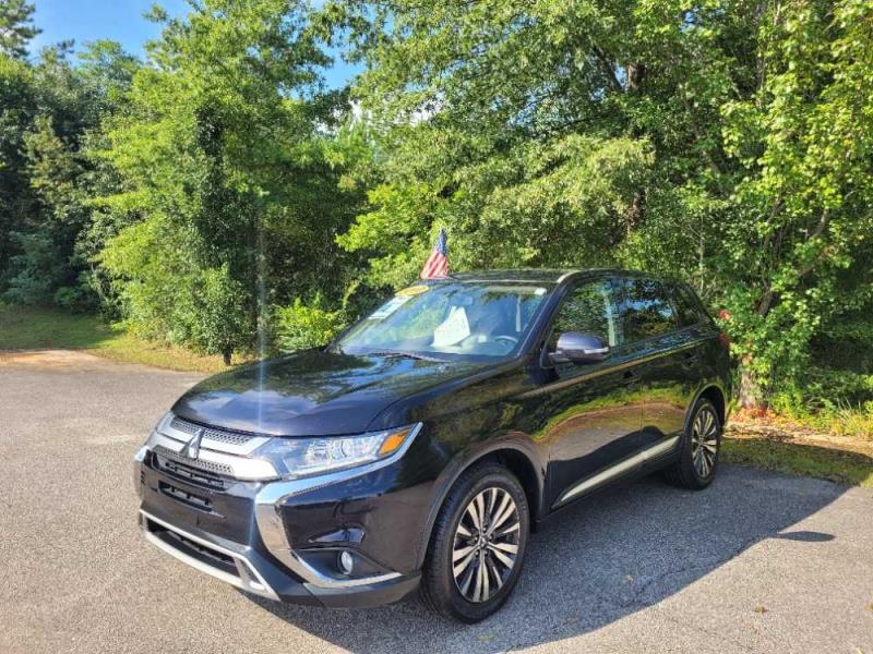 2019 Mitsubishi Outlander | America's Car-Mart