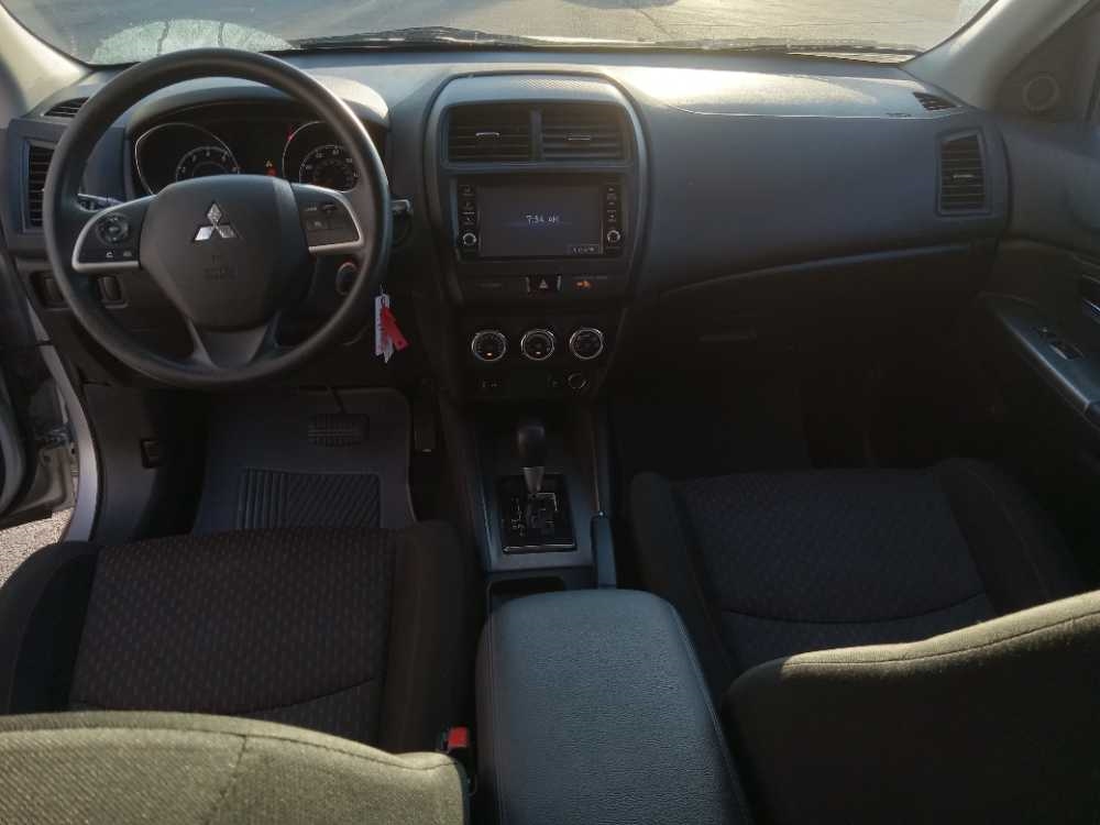 MITSUBISHI OUTLANDER SPORT LE;