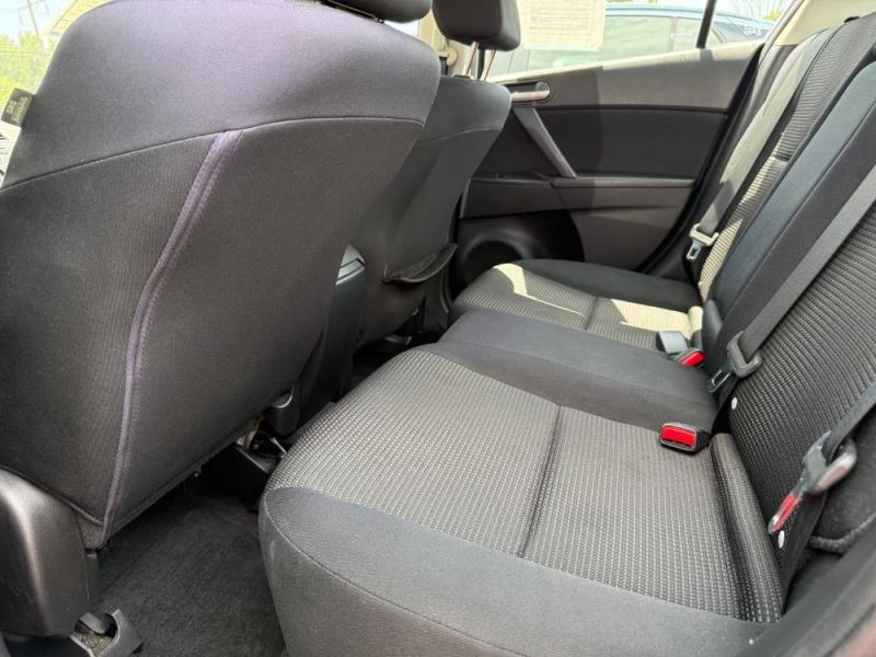 2012 Mazda MAZDA3 i Touring's photo