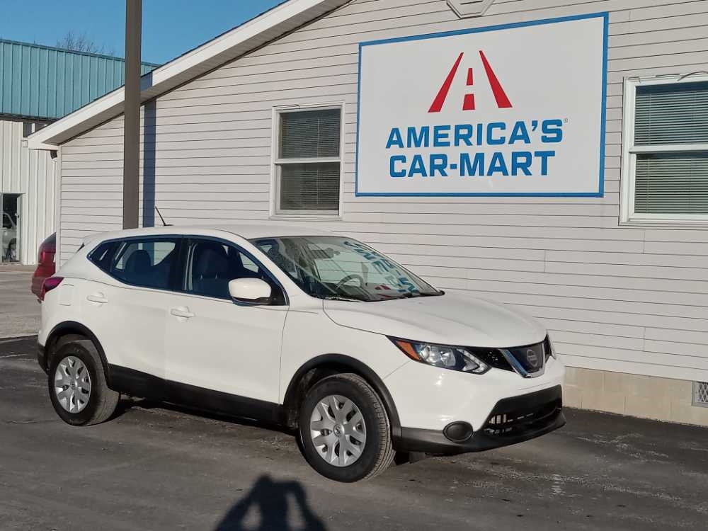 NISSAN ROGUE SPORT S; SL