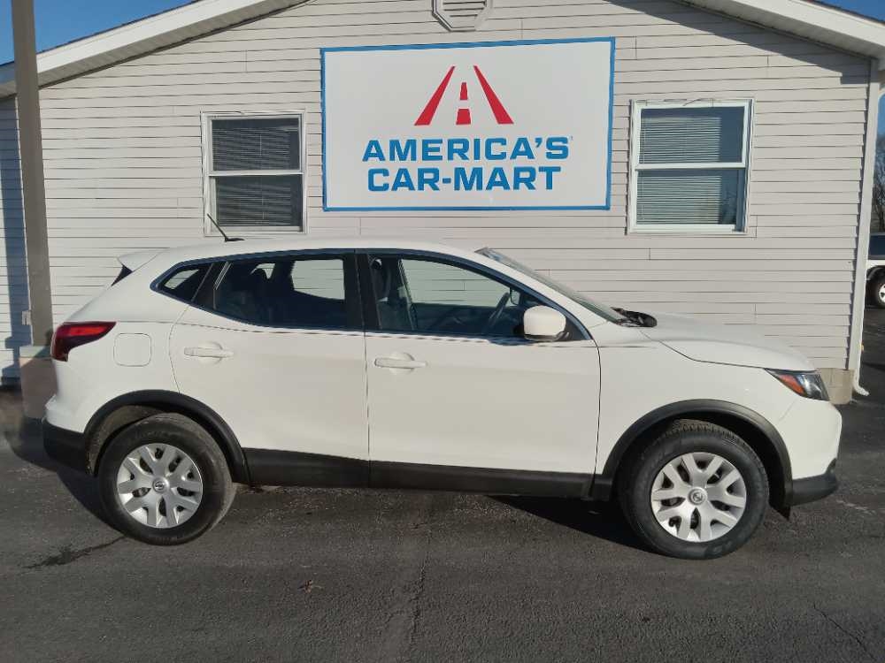 NISSAN ROGUE SPORT S; SL