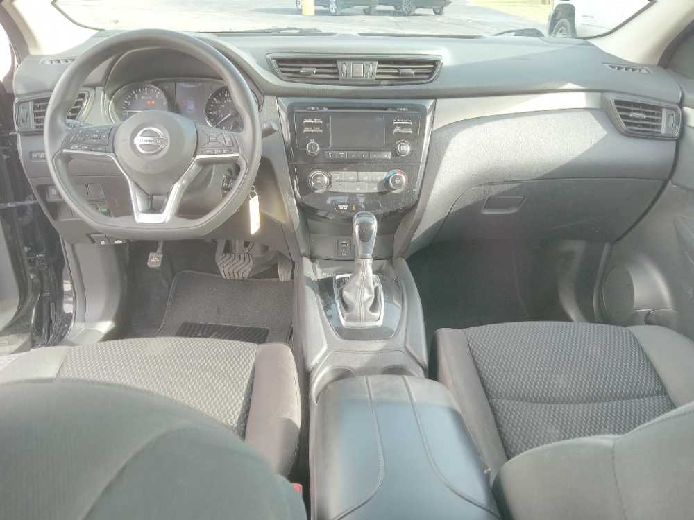 NISSAN ROGUE SPORT S; SL