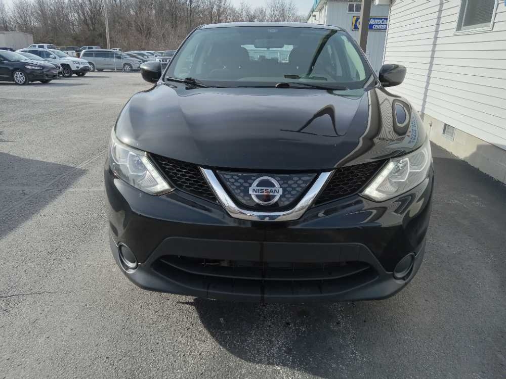 NISSAN ROGUE SPORT S; SL