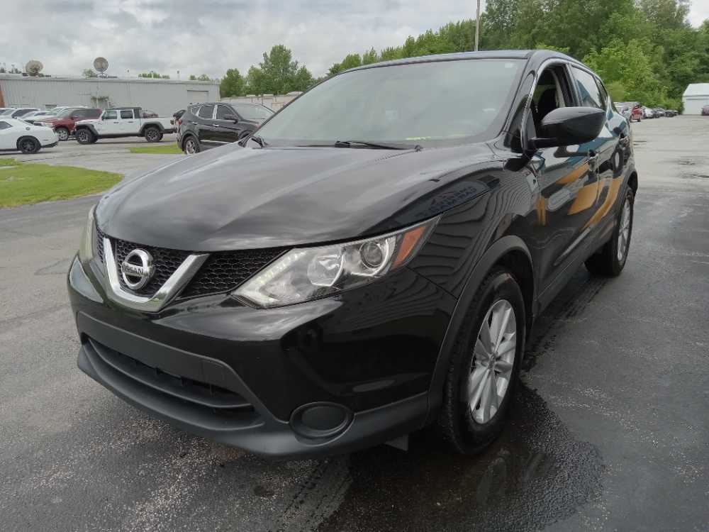 2017 NISSAN ROGUE SPORT S; SL