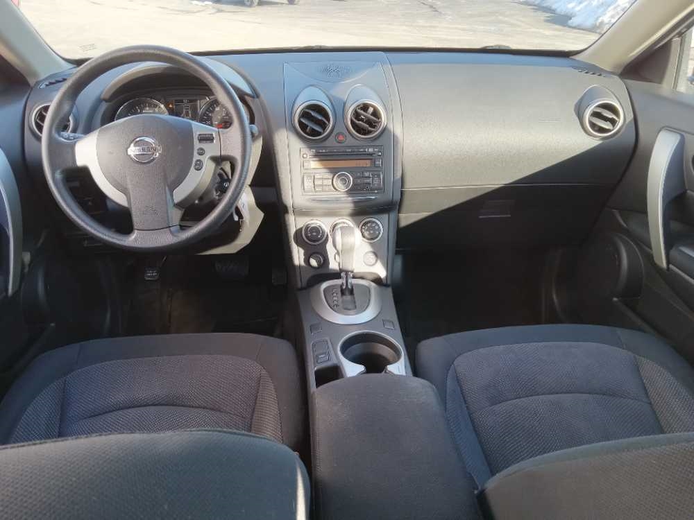 NISSAN ROGUE S; SL; SV