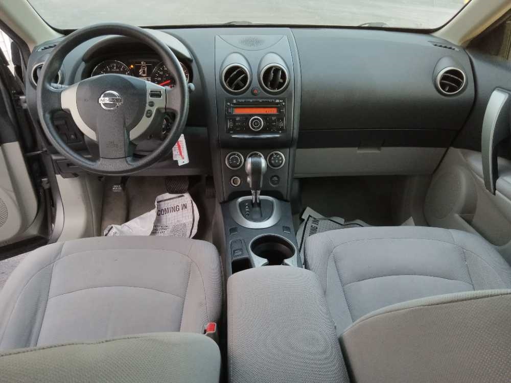 NISSAN ROGUE S; SL; SV