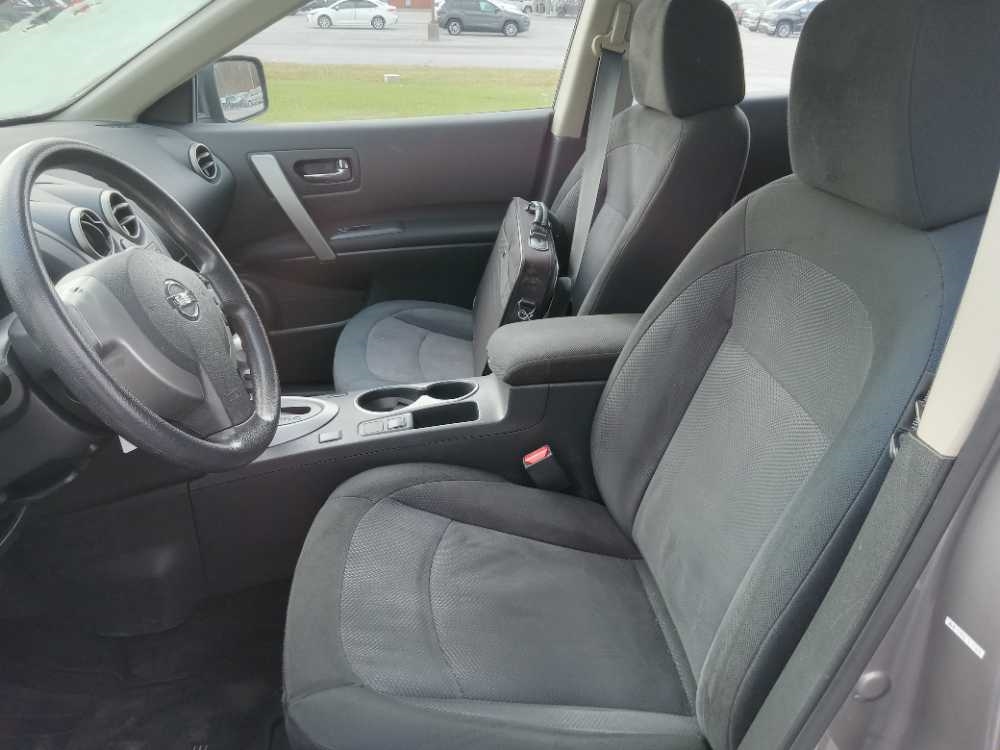 NISSAN ROGUE S; SL; SV