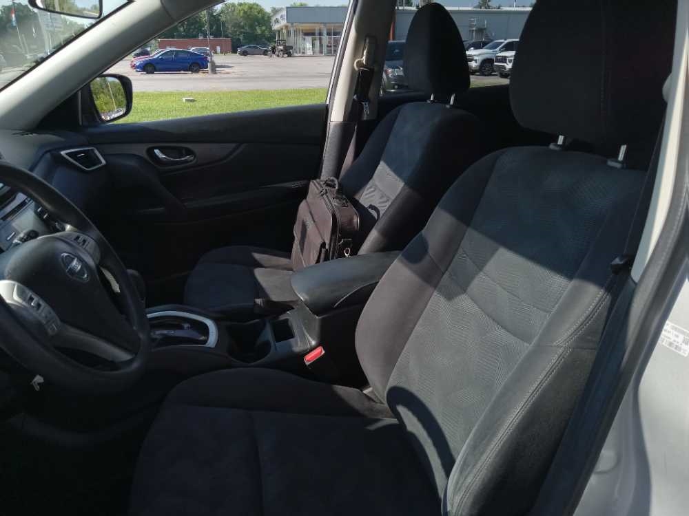 NISSAN ROGUE S; SL; SV