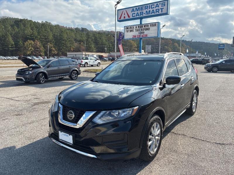 2018 Nissan Rogue SV's photo