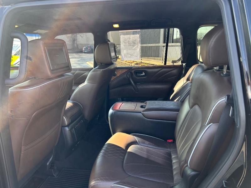 2015 INFINITI QX80 Base's photo