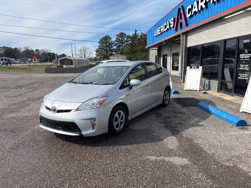 2012 Toyota Prius LE's photo