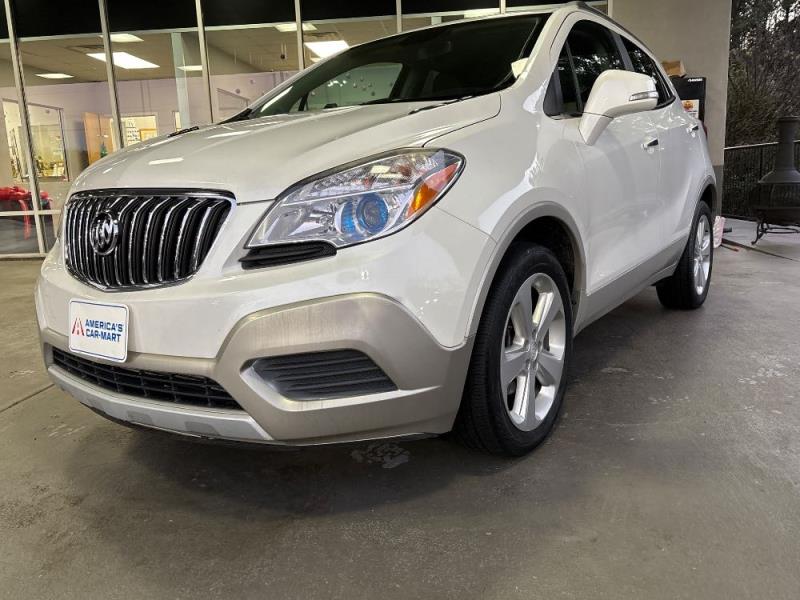 2017 Buick Encore Preferred's photo