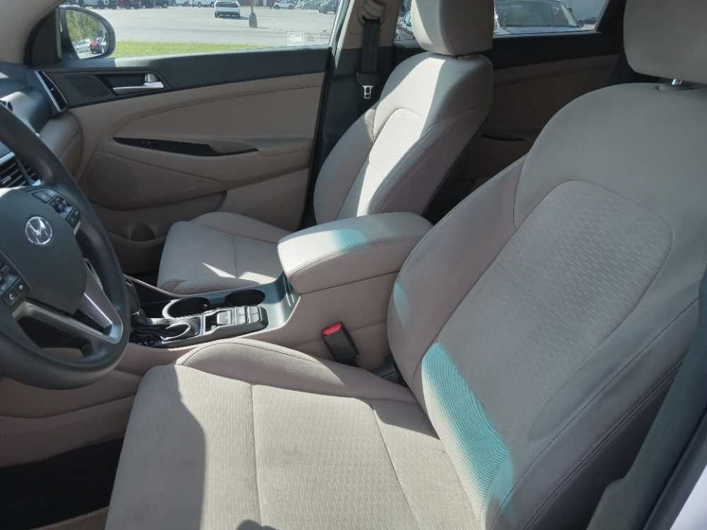 HYUNDAI TUCSON SE