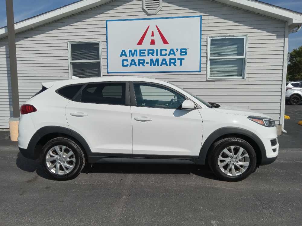HYUNDAI TUCSON SE