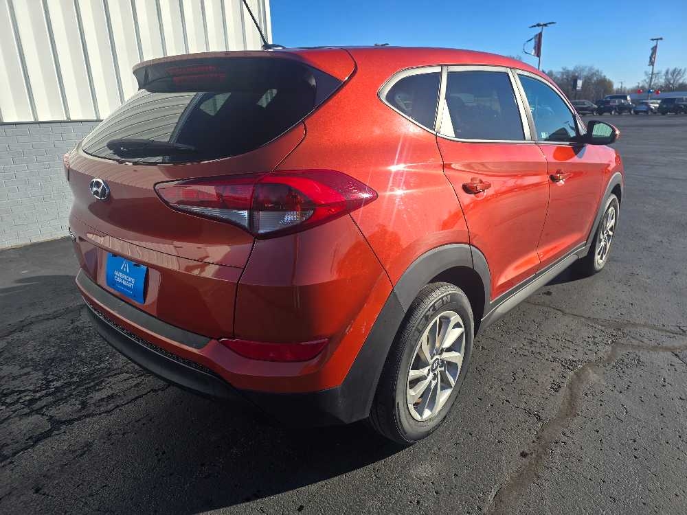HYUNDAI TUCSON SE